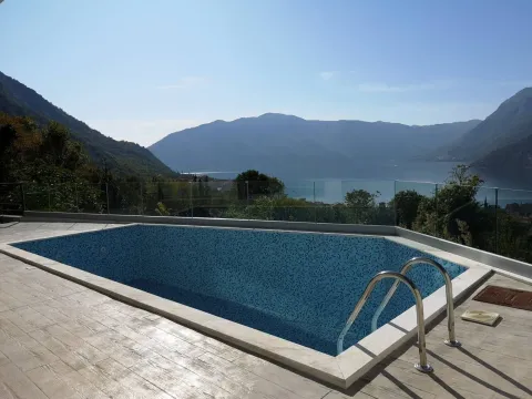 Sale, house, 223m², Risan, Kotor - image 17