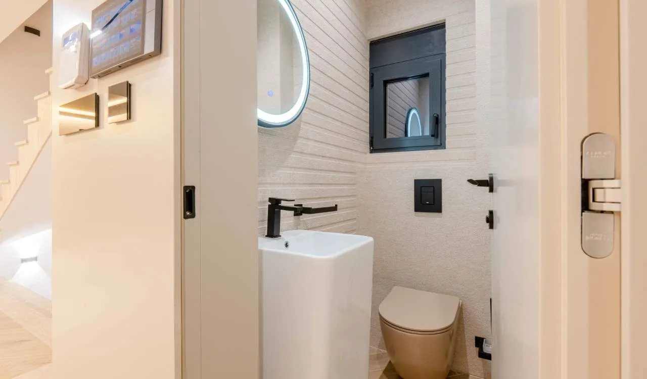 Sale, house, 240m², Kamenovo, Budva