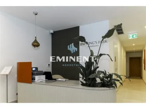 Izdavanje, trosoban stan, 78m², Savski Venac, Beograd - image 13