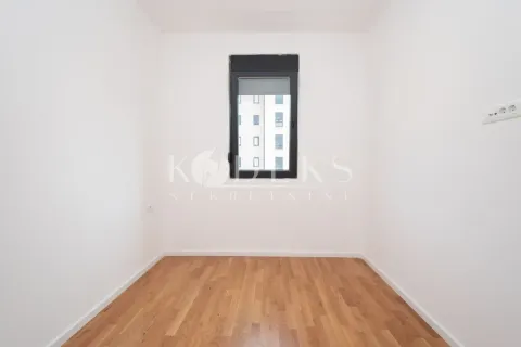 Prodaja, dvosoban stan, 64m², Tološi, Podgorica - image 5