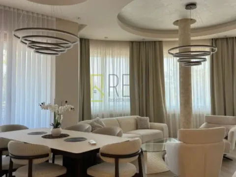 Rent, two bedroom apartment, 117m², Budva, Crna Gora - image 3