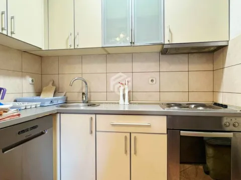 Izdavanje, dvosoban stan, 61m², Blok 9, Podgorica - image 4