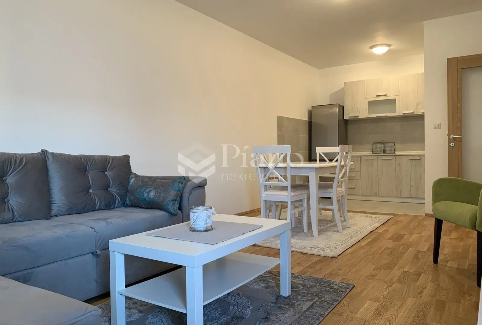 Izdavanje, jednosoban stan, 48m², Stari Aerodrom, Podgorica
