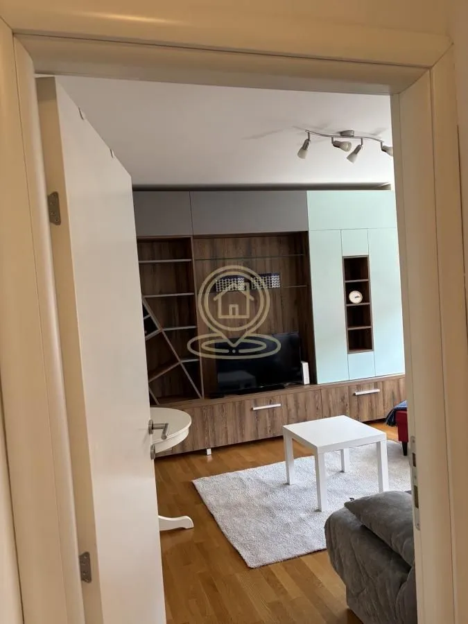 Izdavanje, jednosoban stan, 33m², Stari Grad, Beograd