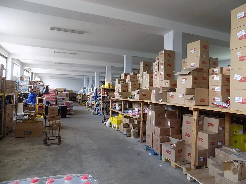 Rent, office space, 2000m², 7. juli, Paraćin