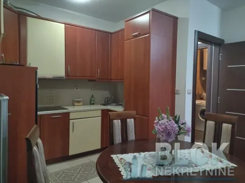 Izdavanje, jednosoban stan, 56m², Preko Morače, Podgorica - image 4
