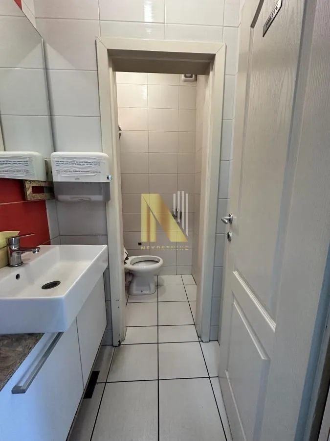 Rent, office space, 191m², Bulevar Evrope, Novi Sad Sve Podlokacije