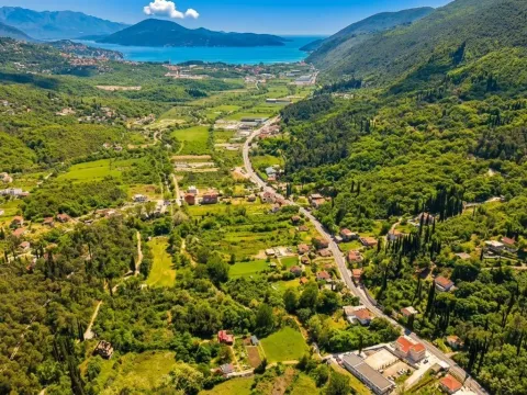 Prodaja, plac, 1677m², Herceg Novi, Crna Gora - image 1
