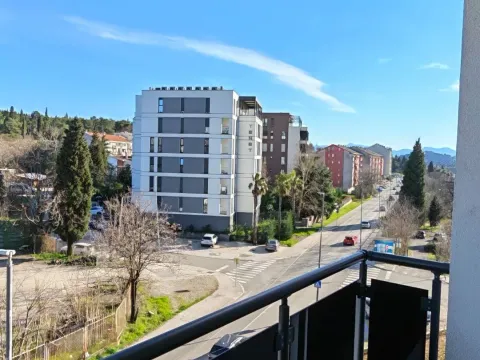 Rent, office space, 117m², Vezirov Most, Podgorica - image 15