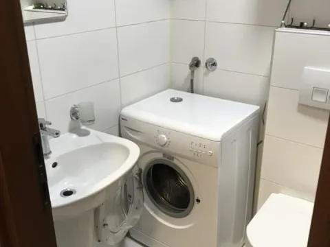 Rent, studio apartment, 33m², City Kvart, Podgorica - image 3