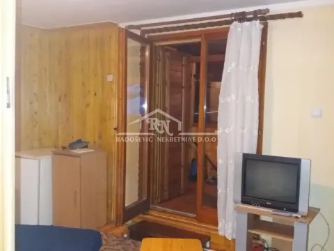 Rent, apartment, 26m², Čukarica, Beograd - image 2