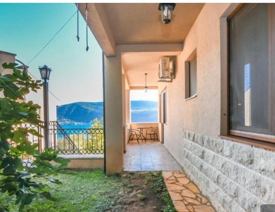Prodaja, stan, 59m², Topla, Herceg Novi