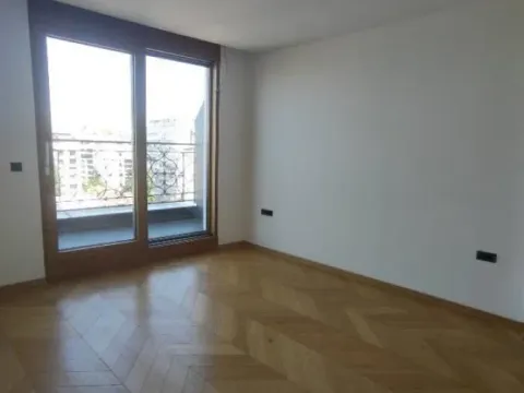 Prodaja, stan, 193m², Južni Bulevar, Vračar Sve Podlokacije - image 7