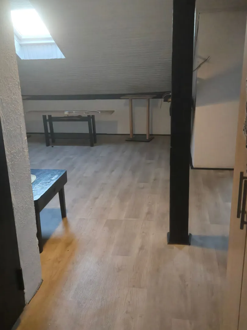 Izdavanje, trosoban stan, 67m², Centar, Podgorica