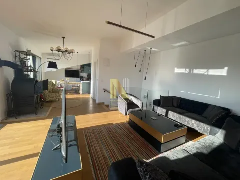Spacious and bright living room with a sofa set and dining area in the background. - image 4