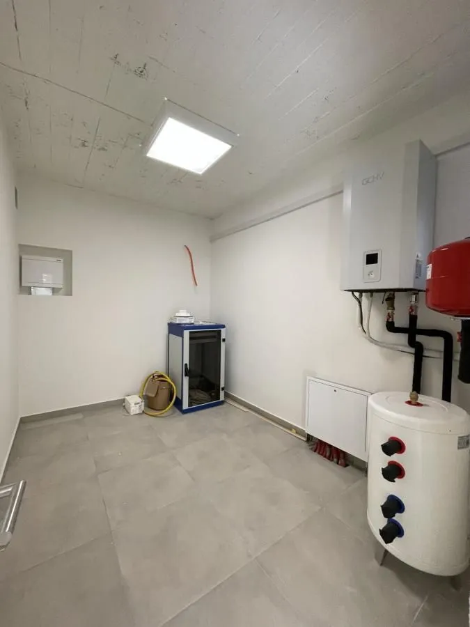 Sale, office space, 212m², Bulevar Oslobodjenja, Novi Sad Sve Podlokacije