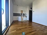 Izdavanje, poslovni prostor, 22m², Tološi, Podgorica - image 2