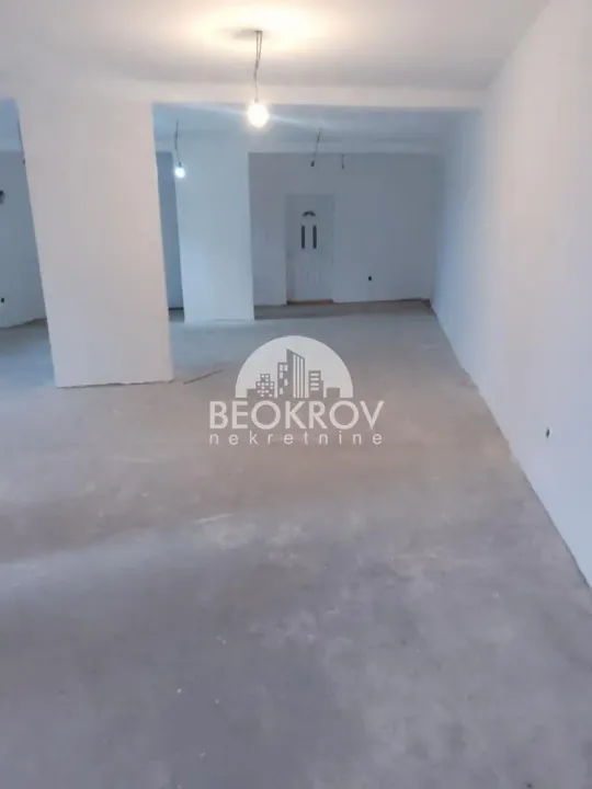 Rent, office space, 113m², Boleč, Grocka