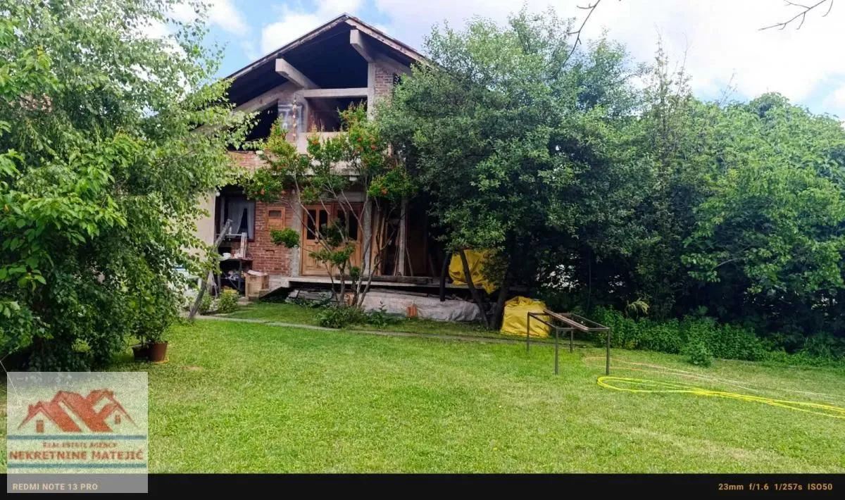 Prodaja, kuća, 225m², Aerodrom, Kragujevac