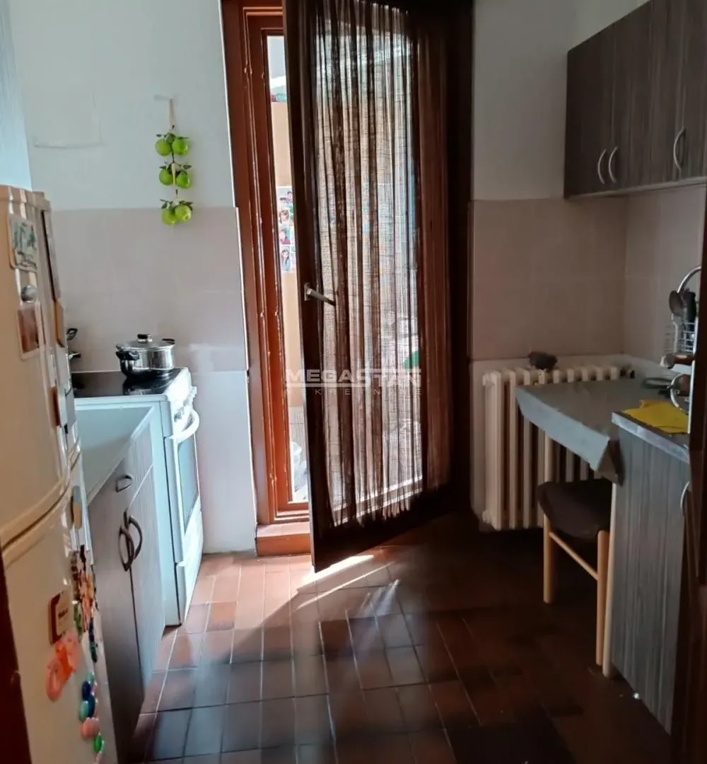 Sale, three bedroom apartment, 73m², Vidikovački venac, Rakovica
