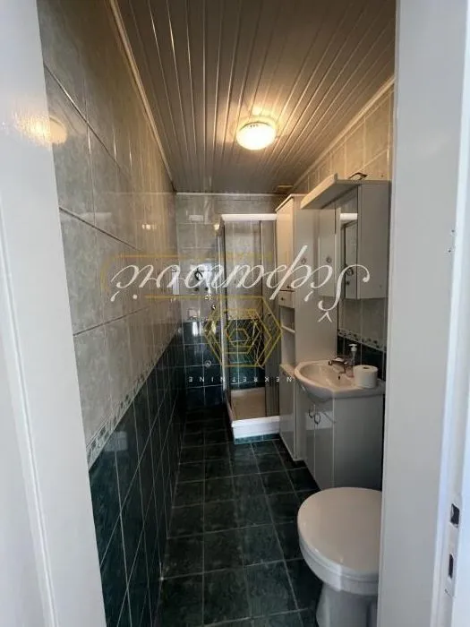 Prodaja, kuća, 181m², Klisa, Novi Sad Sve Podlokacije