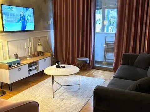 Rent, one bedroom apartment, 38m², Podgorica, Crna Gora - image 4