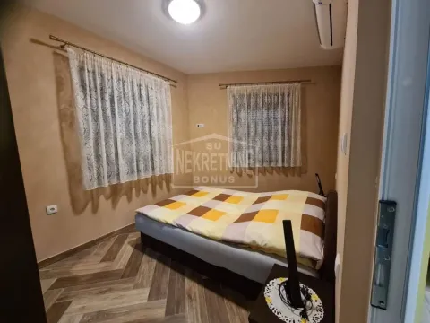 Prodaja, kuća, 176m², Pačir, Bačka Topola - image 14