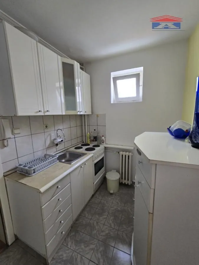Izdavanje, jednosoban stan, 30m², Grbavica, Novi Sad Sve Podlokacije