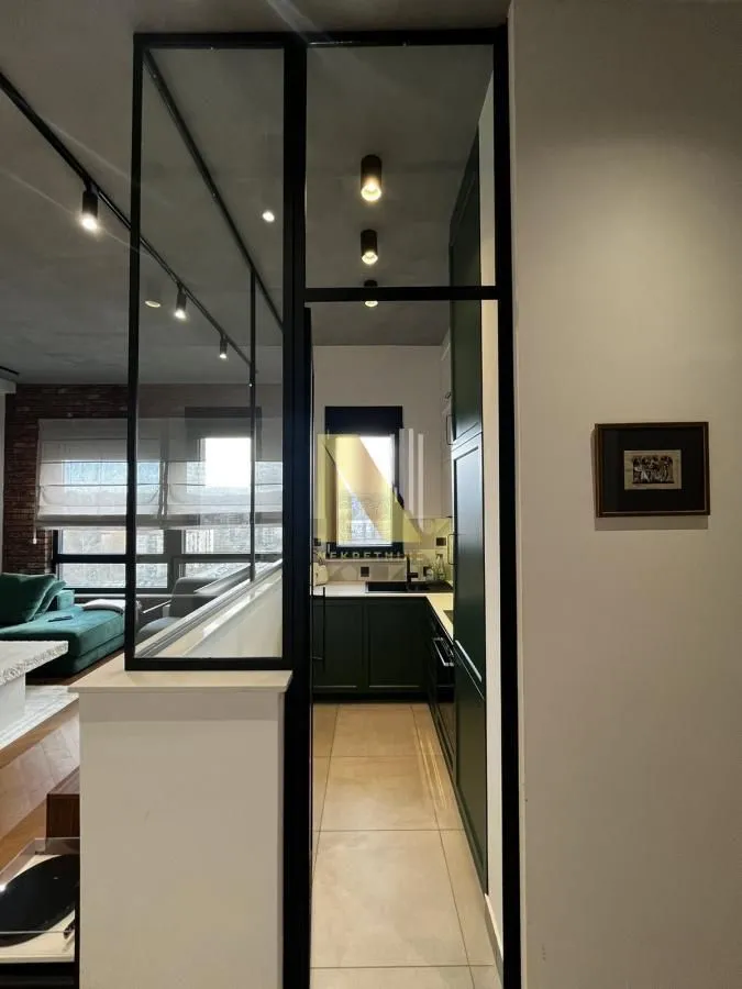 Prodaja, trosoban stan, 63m², Adamovićevo Naselje, Novi Sad Sve Podlokacije