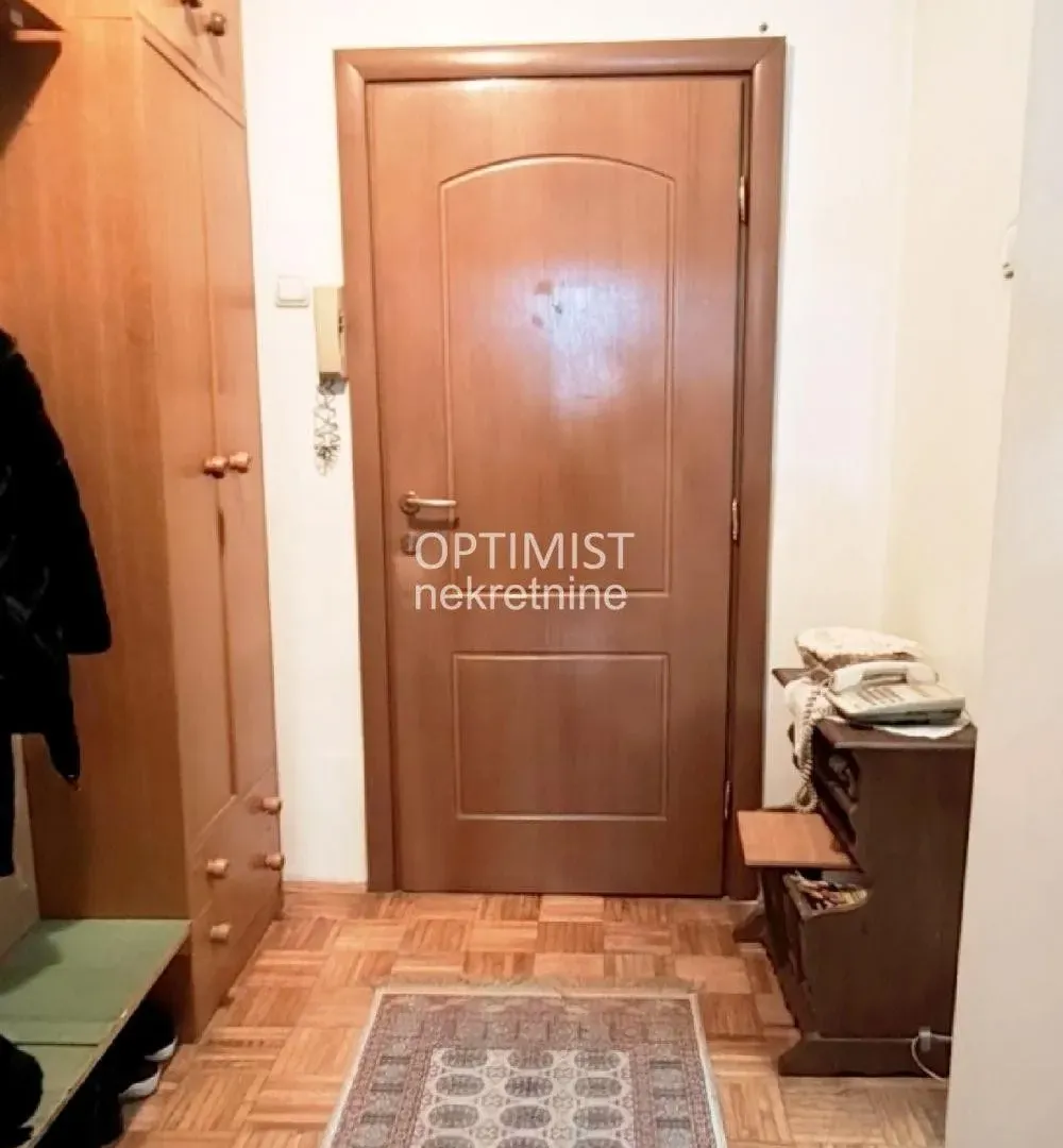 Prodaja, dvosoban stan, 73m², Vračar Sve Podlokacije, Beograd