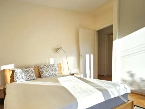 Izdavanje, četvorosoban stan, 143m², Kalenić Pijaca, Vračar Sve Podlokacije - image 11