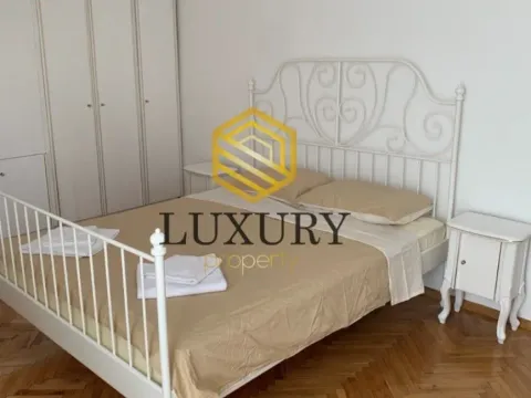 Izdavanje, kuća, 250m², Zagorič, Podgorica - image 4