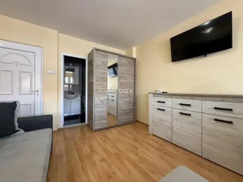 Izdavanje, jednosoban stan, 25m², Niš, Srbija - image 7