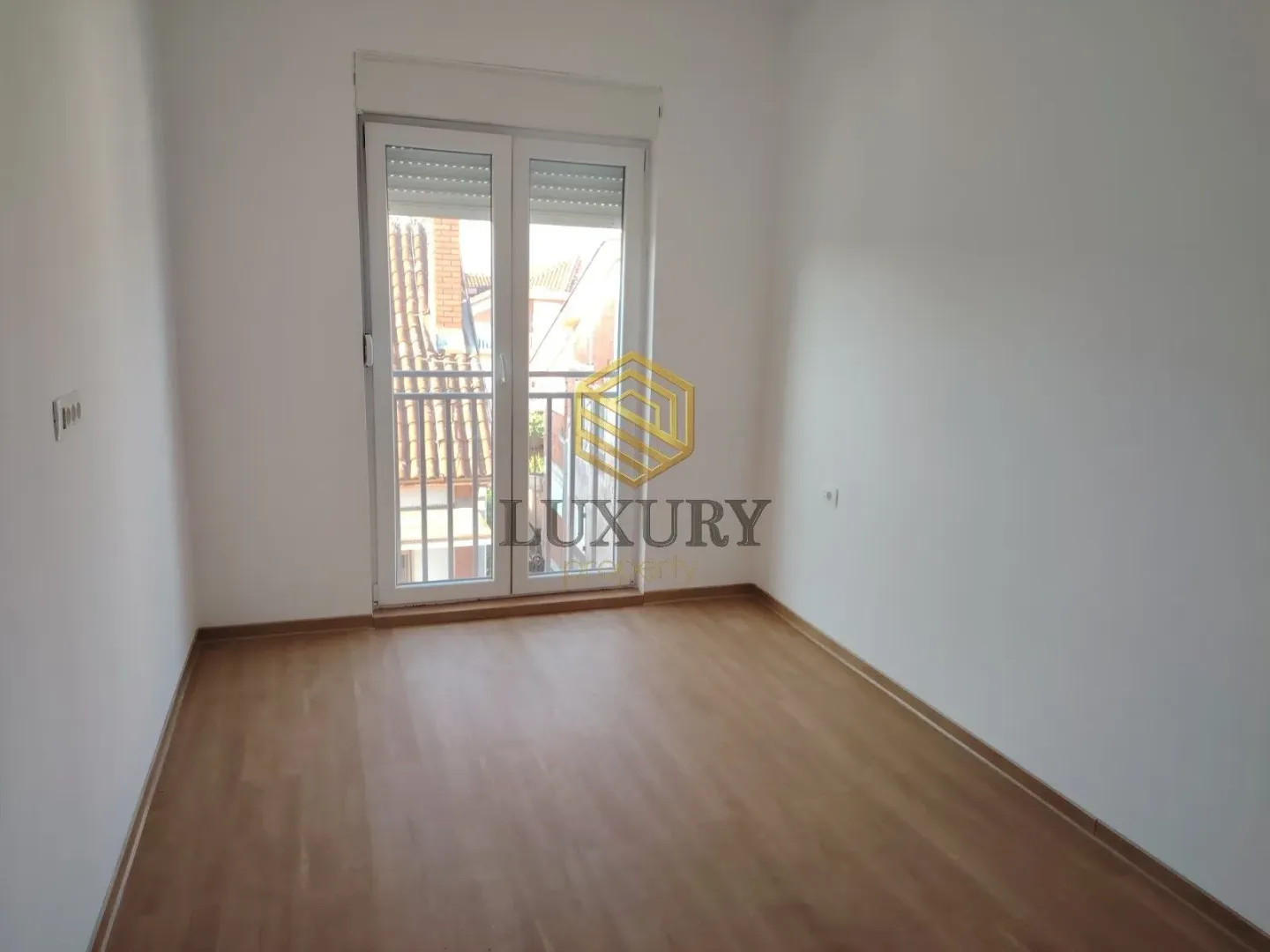 Izdavanje, dvosoban stan, 60m², Zabjelo, Podgorica