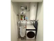 Izdavanje, trosoban stan, 71m², Savski Venac, Beograd - image 14