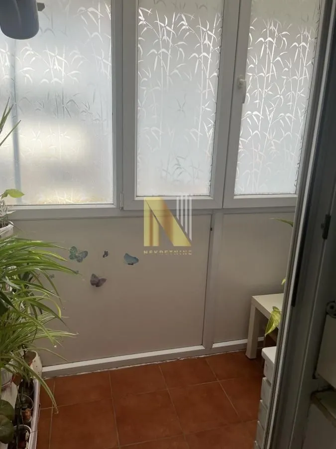 Izdavanje, jednosoban stan, 35m², Sajmište, Novi Sad
