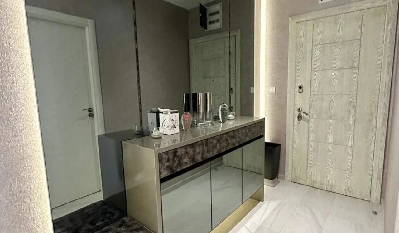 Sale, two bedroom apartment, 58m², Bečići, Budva