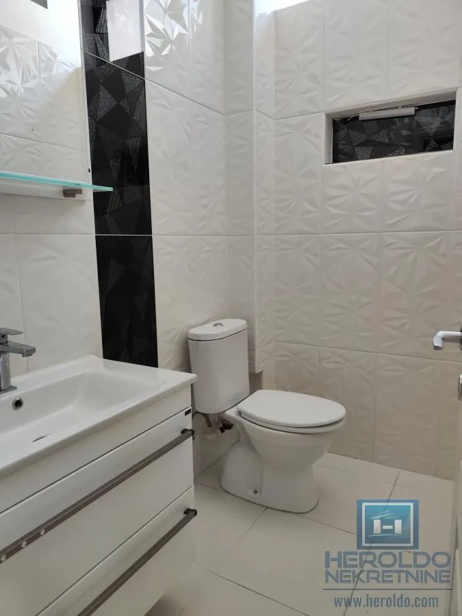 Sale, office space, 58m², Centar, Jagodina