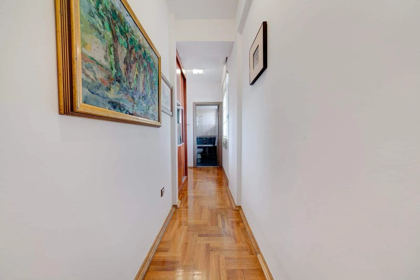 Prodaja, dvosoban stan, 84m², Centar, Podgorica