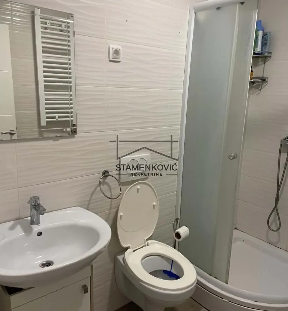 Prodaja, jednosoban stan, 38m², Socijalno, Novi Sad Sve Podlokacije