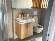 Izdavanje, dvosoban stan, 70m², Centar, Tivat - image 2