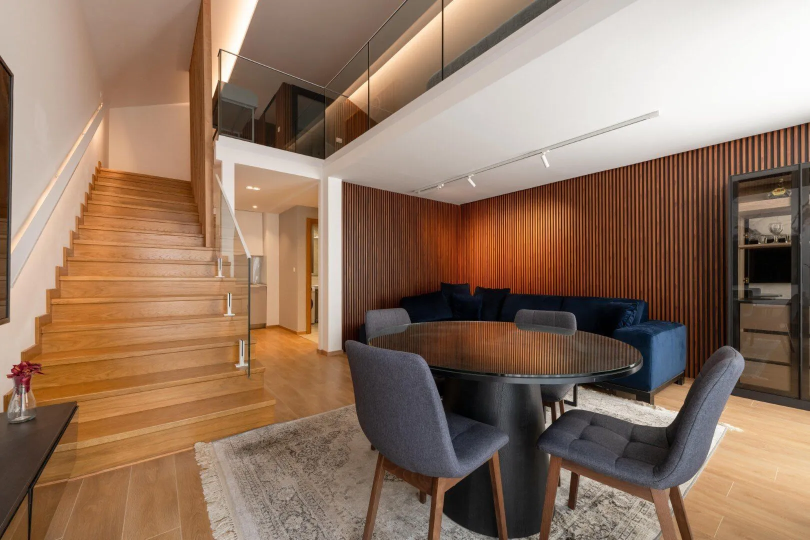 Sale, one bedroom apartment, 86m², Podkošljun, Budva