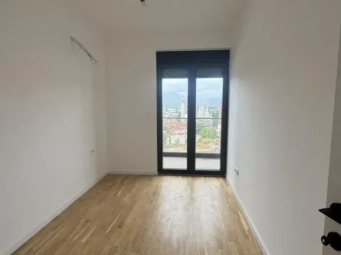 Prodaja, dvosoban stan, 63m², Stari Aerodrom, Podgorica - image 8