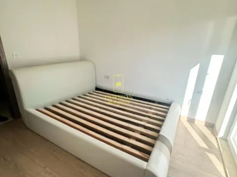 Prodaja, jednosoban stan, 53m², Stari Aerodrom, Podgorica - image 2