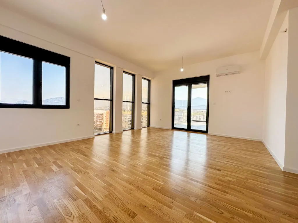 Rent, two bedroom apartment, 116m², Stari Aerodrom, Podgorica