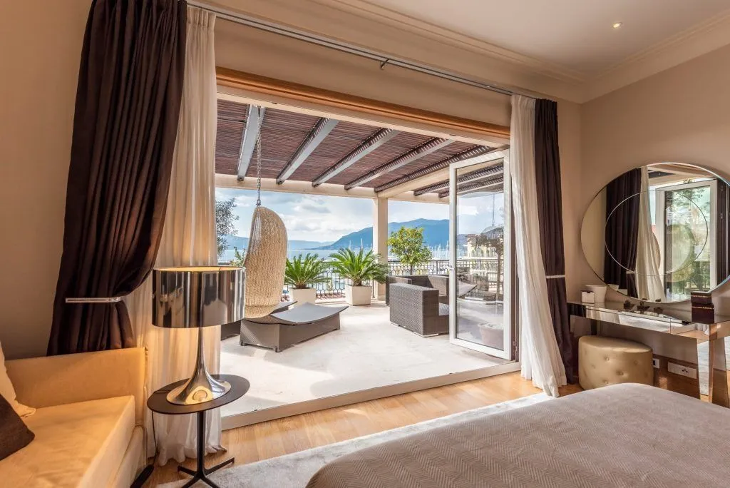 Rent, three bedroom apartment, 258m², Porto Montenegro, Tivat