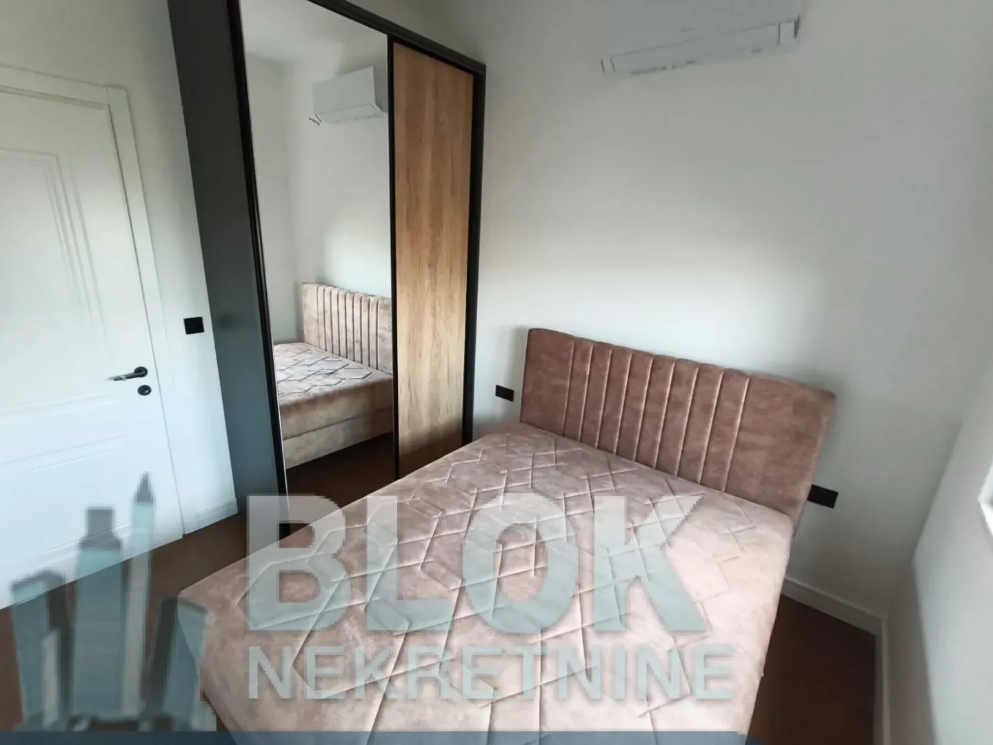 Izdavanje, dvosoban stan, 70m², Dalmatinska ulica, Podgorica