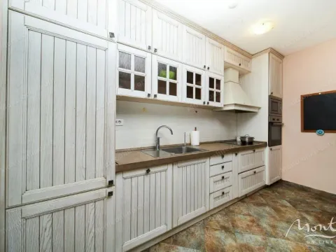 Sale, house, 495m², Bečići, Budva - image 6