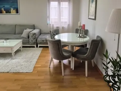 Sale, three bedroom apartment, 61m², Lekino Brdo, Voždovac Sve Podlokacije - image 3