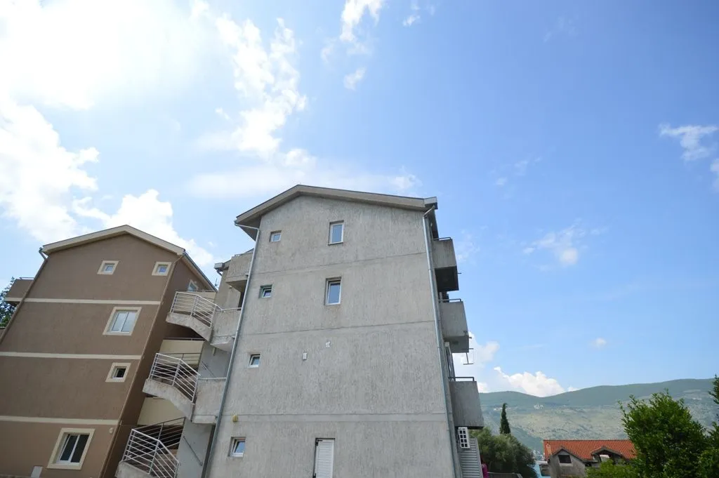 Prodaja, dvosoban stan, 76m², Topla, Herceg Novi